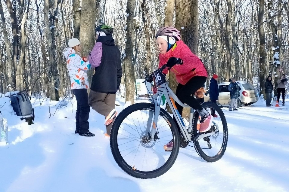    В соревнованиях по триатлону в Ставрополе участвовали 60 спортсменов. Фото: администрация Ставрополя