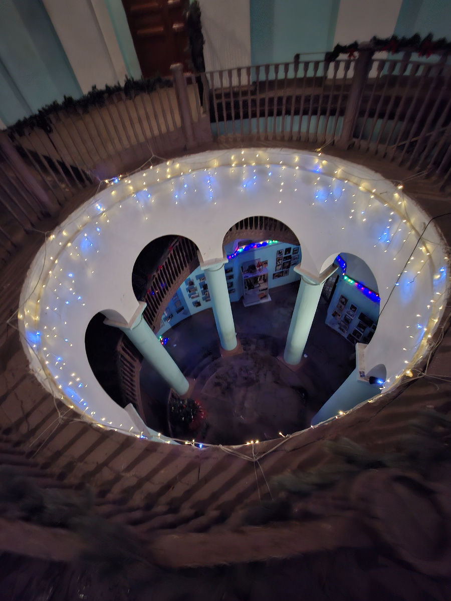 фото автора ротонда  вмд сверху