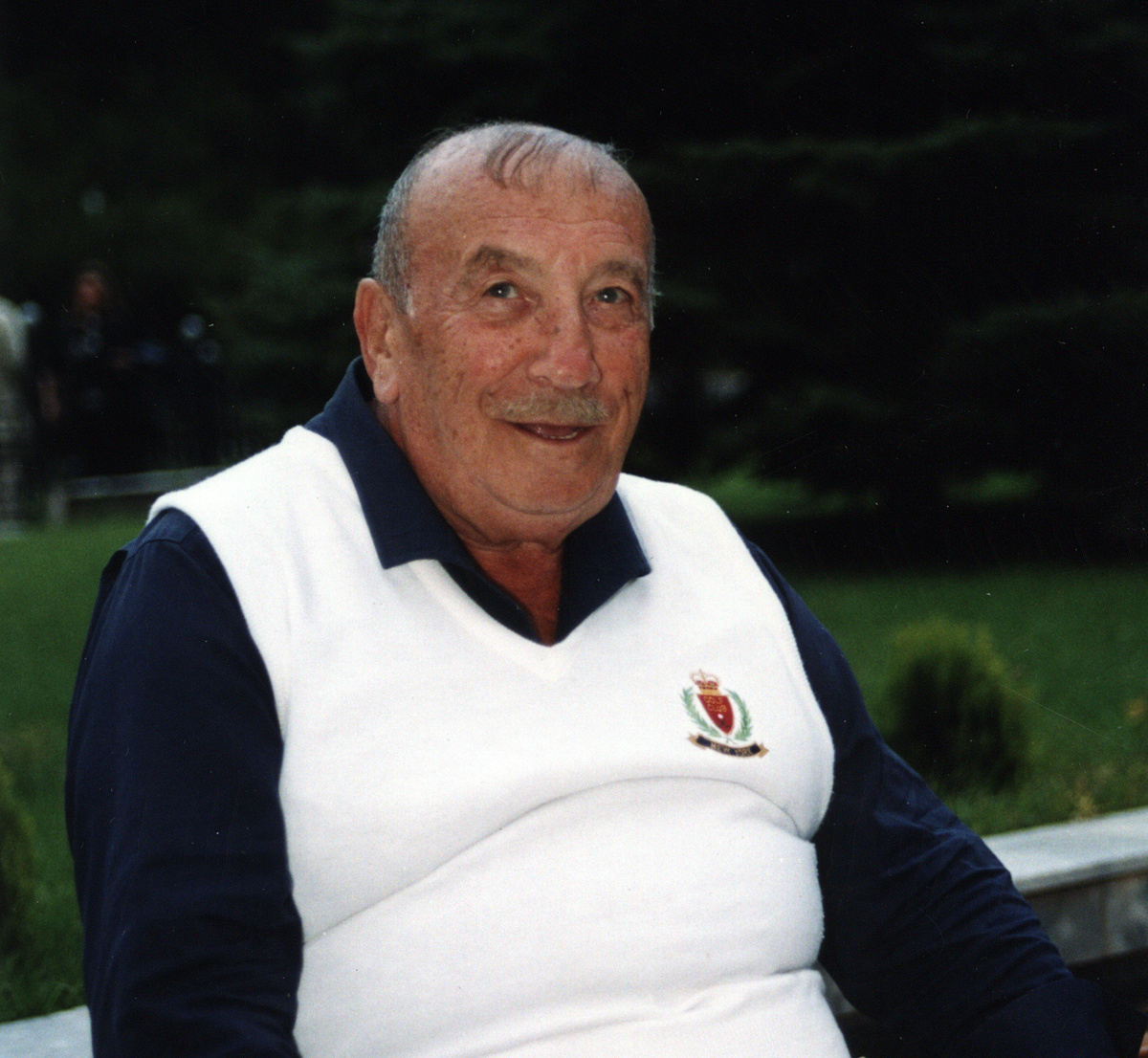    В середине 1950-х Вайнер начал службу в милиции. Сначала он работал следователем, а впоследствии возглавил следственный отдел Московского уголовного розыска. За годы службы будущий писатель получил около 40 наград. Однако в конце 1960-х Вайнер ушёл из милиции и занялся литературной деятельностью / Legion-Media