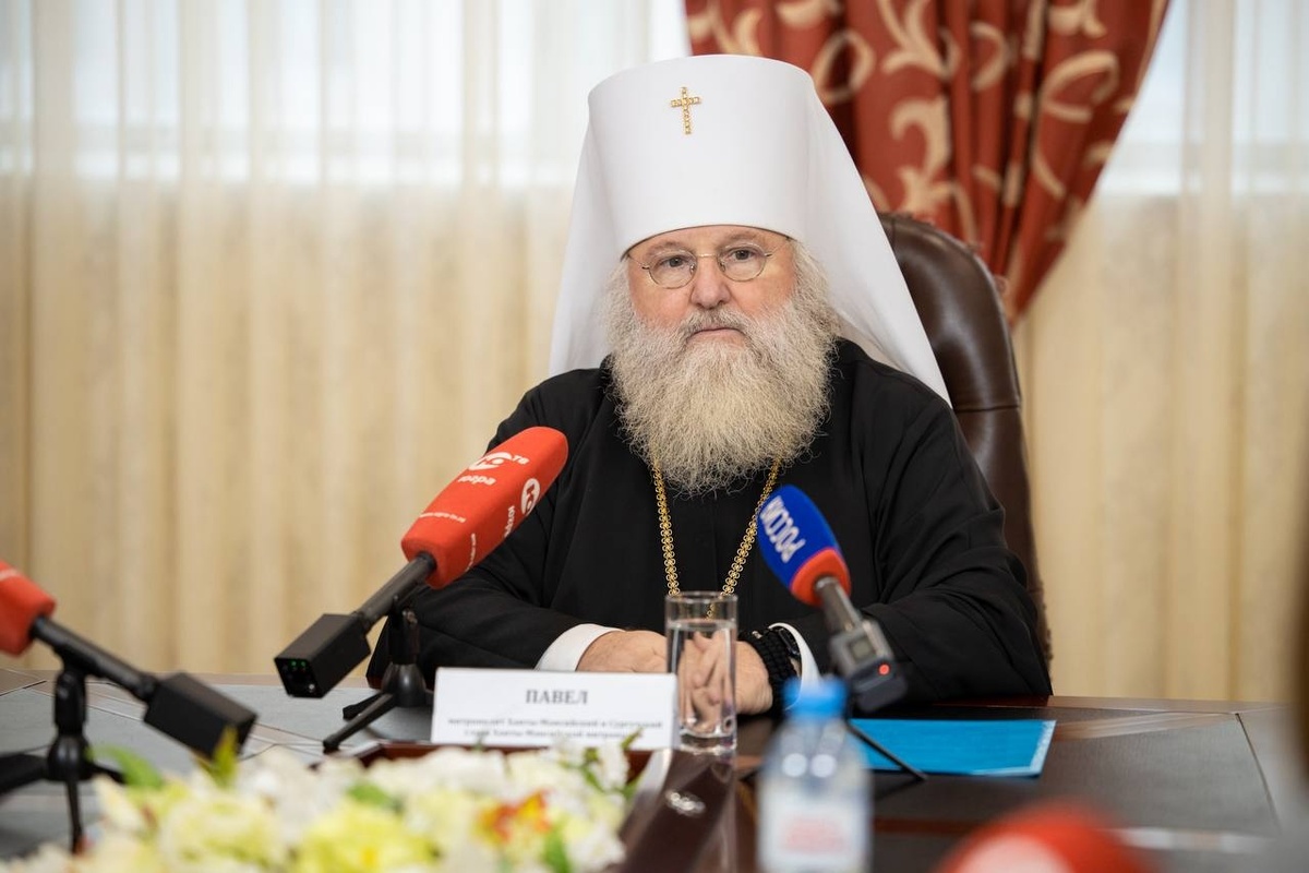    Митрополит Павел поздравил югорских журналистов с Днем российской печати