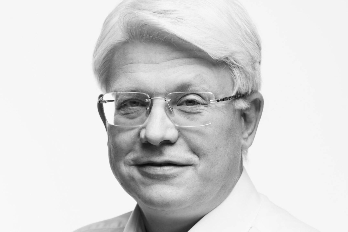     Погиб при восхождении на гору в Аргентине педагог и альпинист из России Константин Битюков