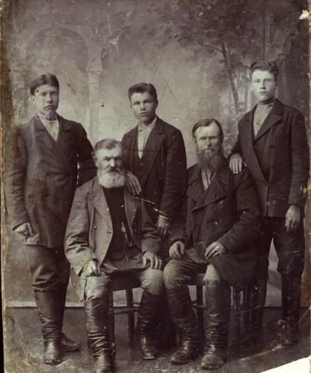 Переселение из сёл наблюдалось ещё в XIX веке