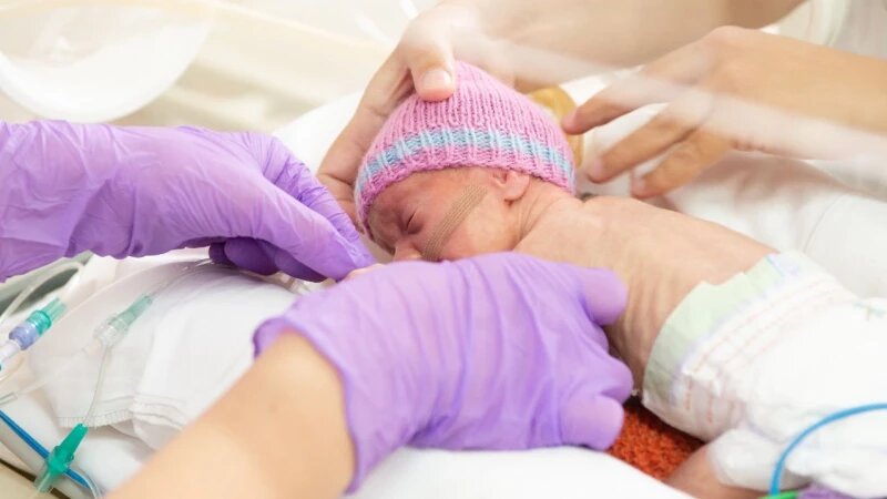     Отделение патологии новорожденных в Центре охраны материнства и детства. Дмитрий Лямзин.