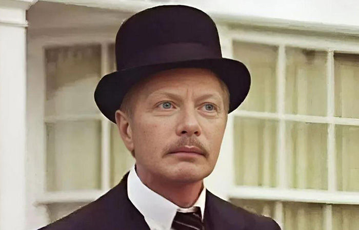 «Построй дом, но доживал в чужом»: Как Альберта Филозова не пустила на порог жена, ради которой он всё бросил