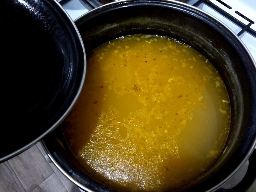 Это вам не роллы, это суп! Готовить люблю, особенно, когда много свободного времени.