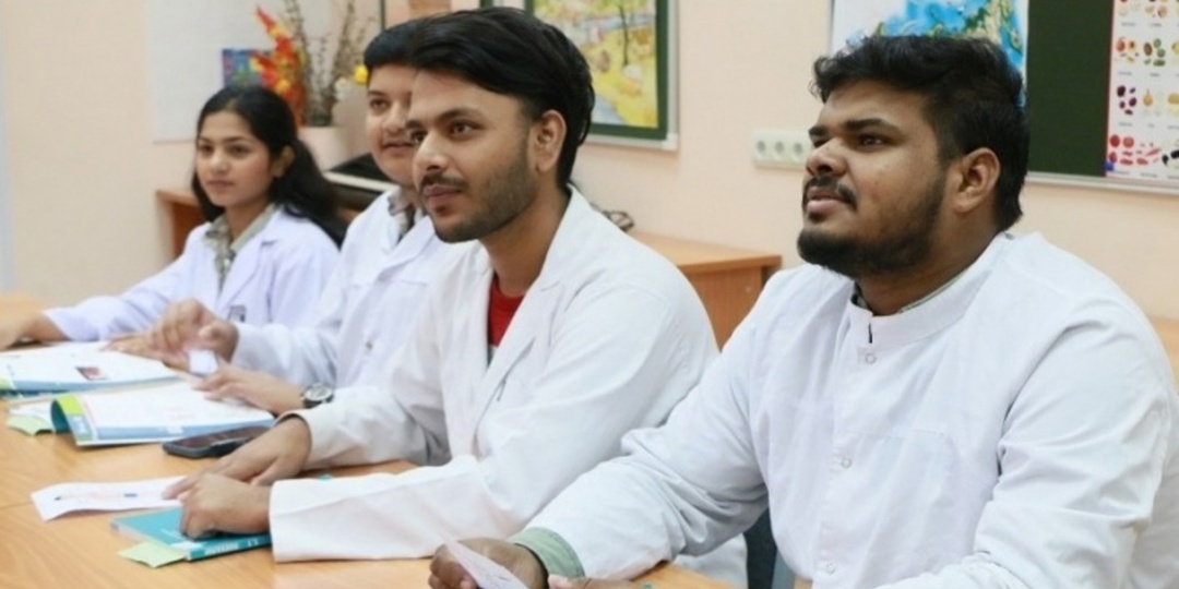 Число иностранных студентов в ОмГМУ превысило 600 человек