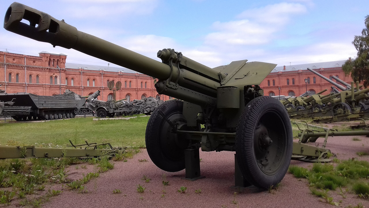 152-мм гаубица Д-1. Источник фото: Terminator216, CC BY-SA 4.0 <https://creativecommons.org/licenses/by-sa/4.0>, via Wikimedia Commons