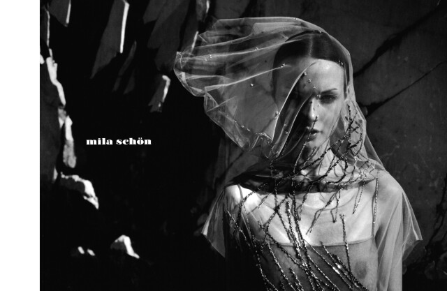 За пределами глянца: снимки 90-х, которые остаются эталоном визуальной выразительности | Подборка для вдохновения