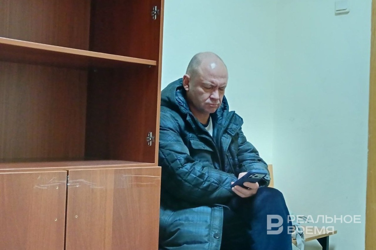    Владимир Беляков прибыл на заседание раньше всех участников процесса. Ирина Плотникова / realnoevremya.ru