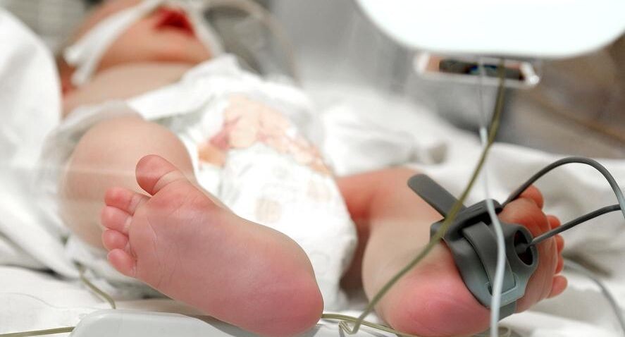 «У твоего ребенка оторвется голова»: акушерка кошмарила женщин в роддоме Новокузнецка