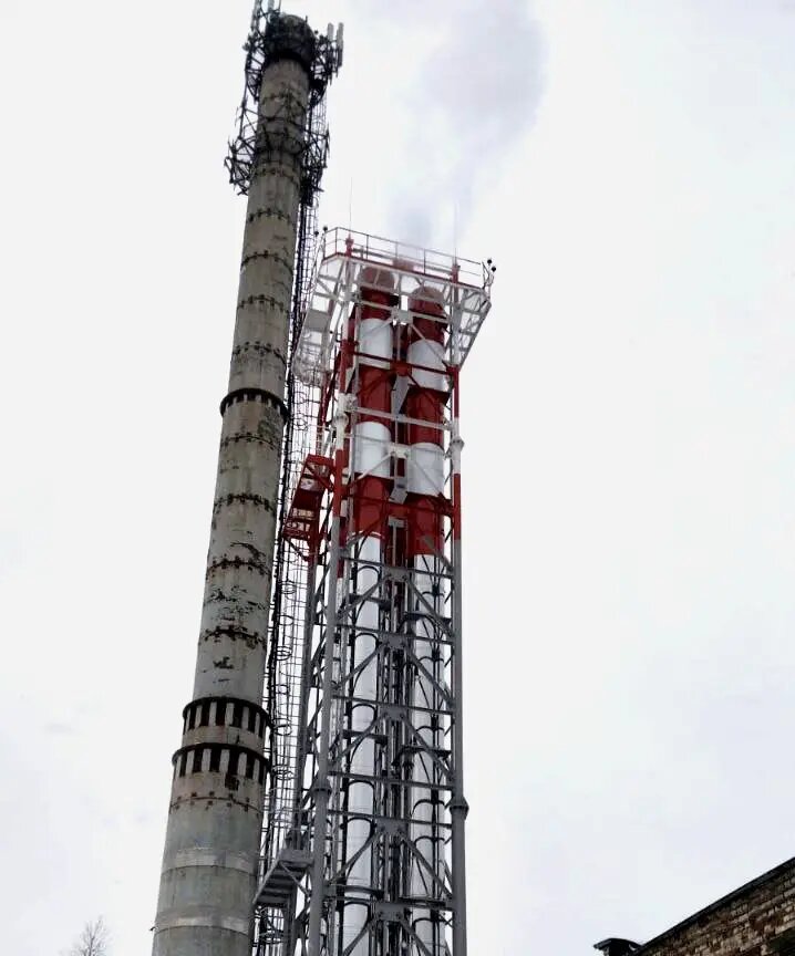 Замена аварийной бетонной дымовой трубы на ферменную дымовую трубу с 4-мя газоотводящими стволами 