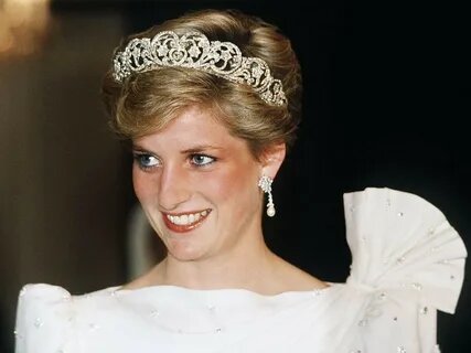 https://timesofindia.indiatimes.com/life-style/spotlight/6-times-princess-diana-commented-on-her-not-so-happy-royal-life/amp_etphotostory/80406654.cms
