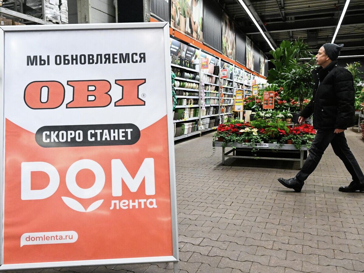    Информационный стенд в торговом зале магазина OBI в Москве© РИА Новости . Пелагия Тихонова