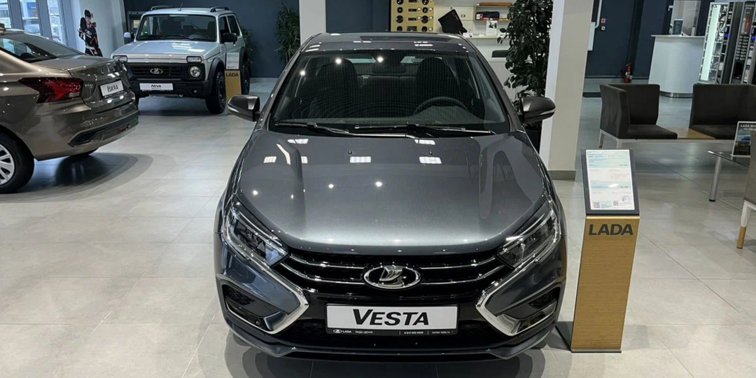 На Ладах становится больше китайских комплектующих, качество и продажи упали, а у Belgee растёт уровень локализации и продажи идут в гору