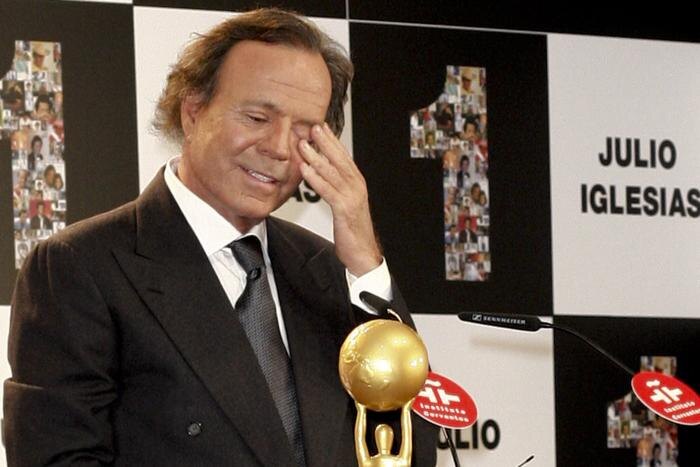 Обложка © Shutterstock / FOTODOM / Shelly Wall