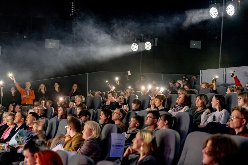    Фото в материале предоставлены организаторами фестиваля / Зрители в кинотеатре