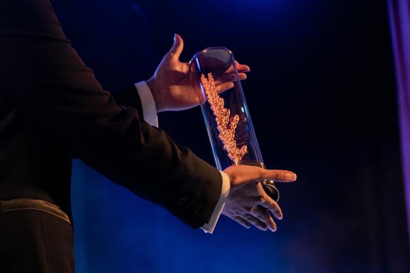    Статуэтка «Медный цветок»