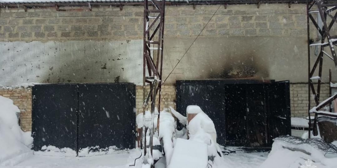 🚒🔥📣 Ночью в Оброчном загорелся гараж