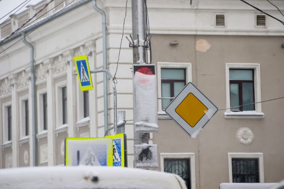    После снегопада в Барнауле. Сугробы. Зима. Источник: Виталий Барабаш