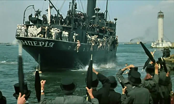 В галерее даны кадры из названных выше отечественных фильмов