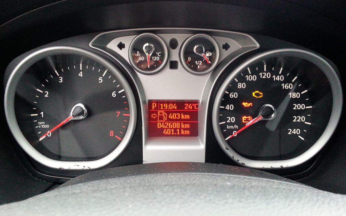 Autonews📷Одно из основных опасений при покупке автомобиля у перекупщиков — искажение данных о пробеге