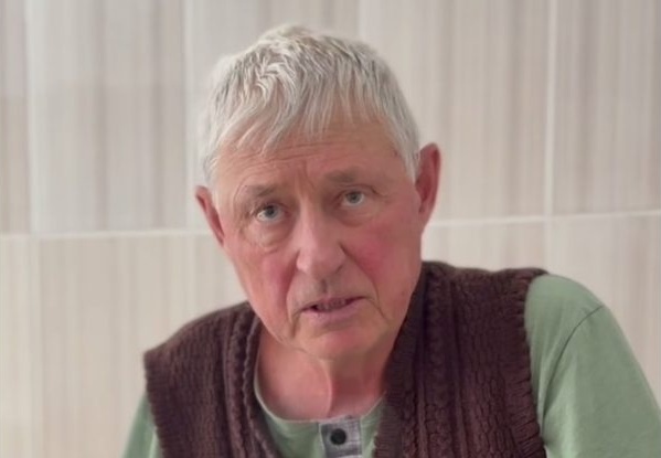    В Оренбуржье тракторист провалился под лёд и попал в реанимацию Оренбуржье