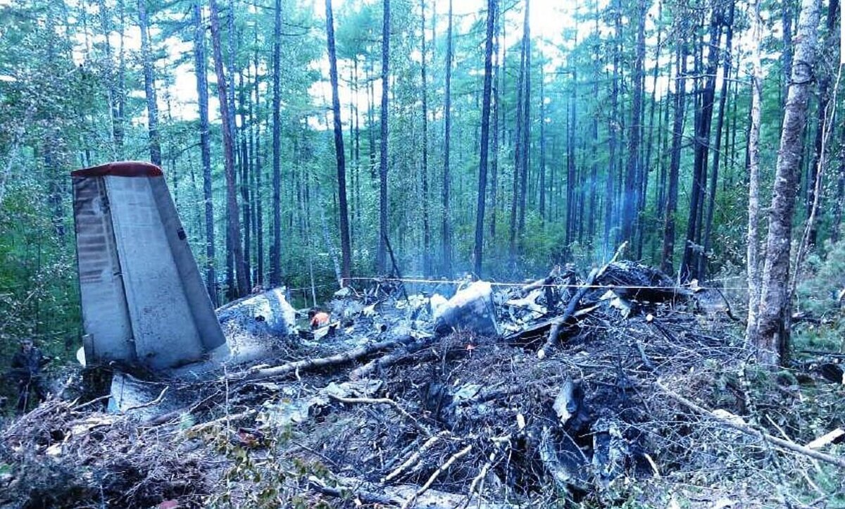   Разбившийся самолёт