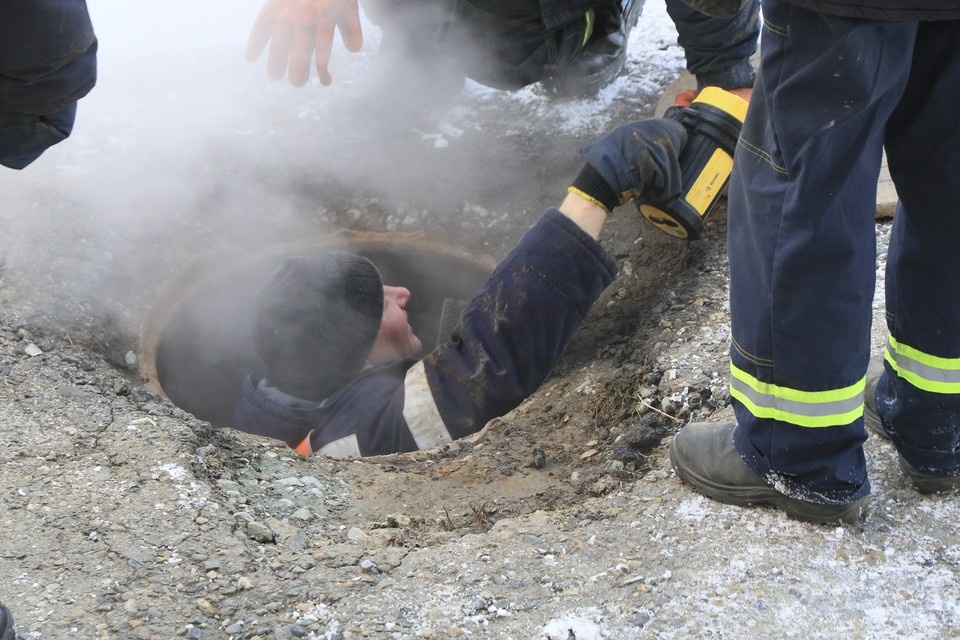    Уже на 2026 год намечена замена почти 90 км теплотрасс и обновление 17 котельных. Олег УКЛАДОВ