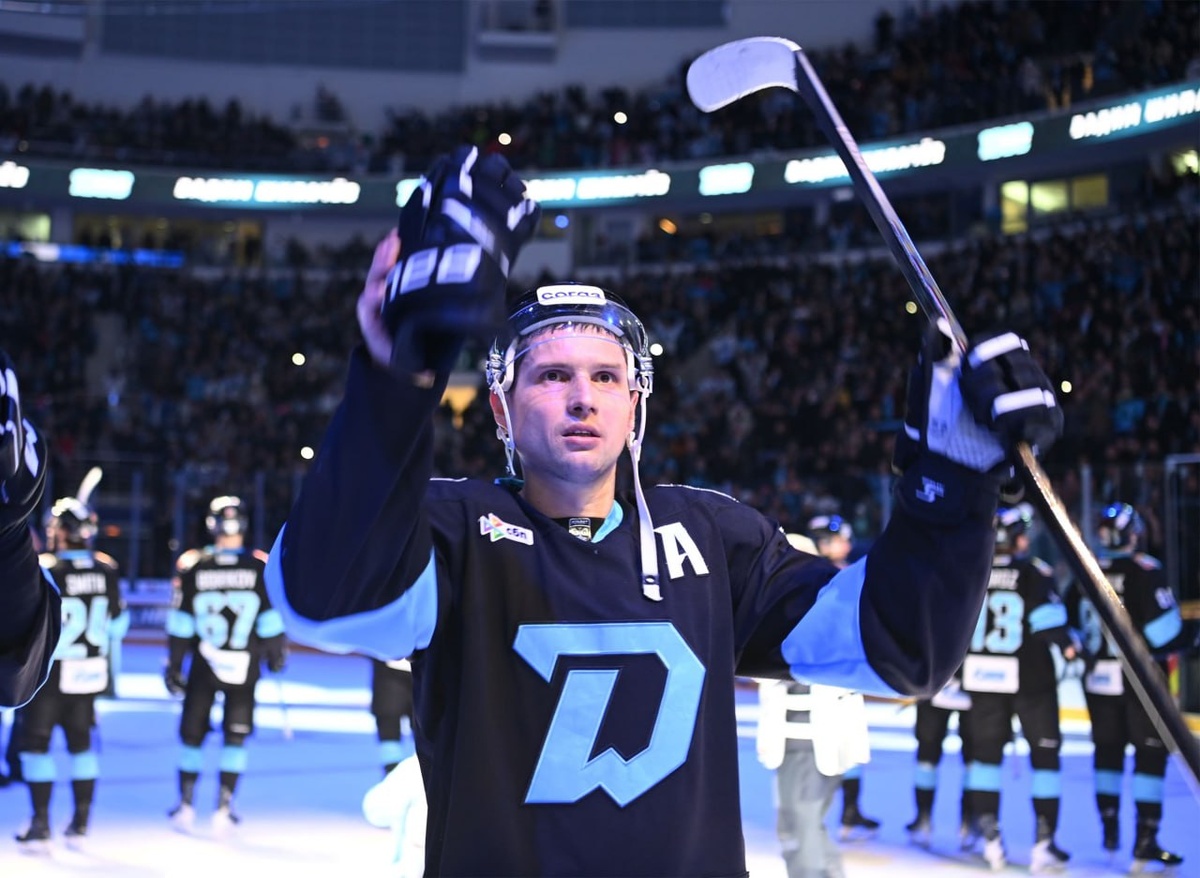 Вадим Шипачев - первый хоккеист КХЛ, которому покорилась тысяча очков. Фото: КХЛ