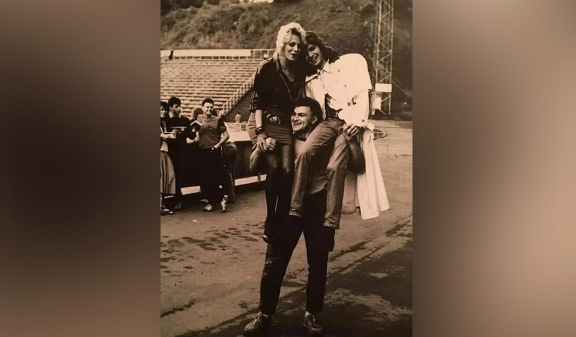 Владимир Турчинский держит Маликова и Наталью Ветлицкую