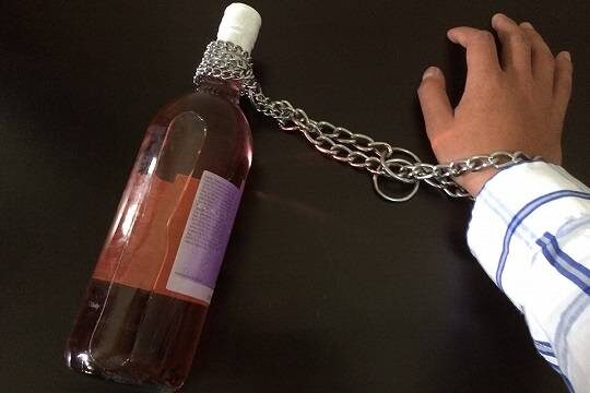    РПЦ выпустила руководство по преодолению алкогольной зависимости