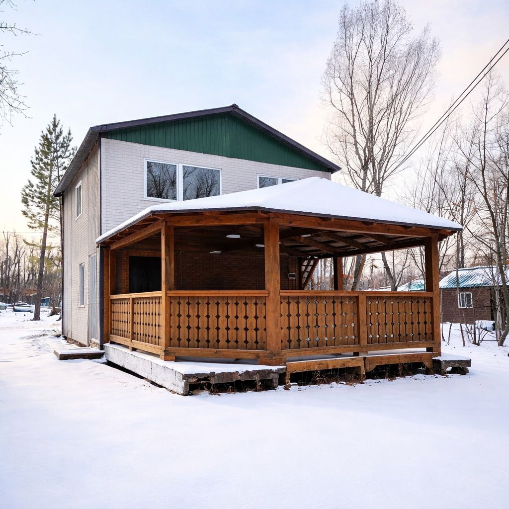 Вот думаем, надо ли счищать с крыши снег, из окон второго этажа красиво смотрится)