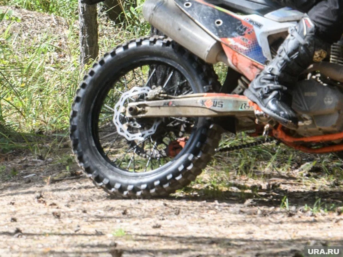     Участники СВО пришли к курганскому школьнику, подарившему им питбайк