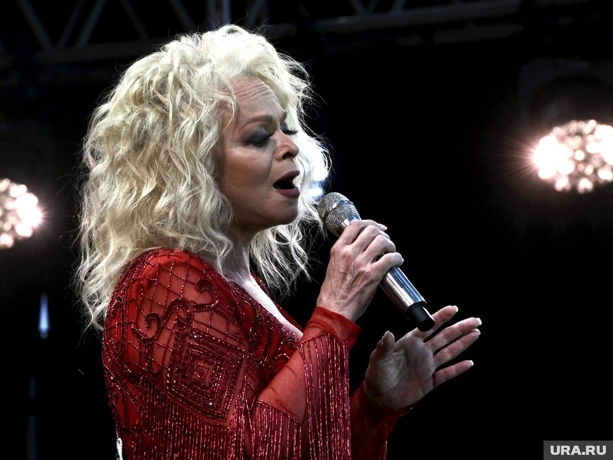     Дворец Долиной площадью 660 квадратных метров якобы построен еще в 2011-м