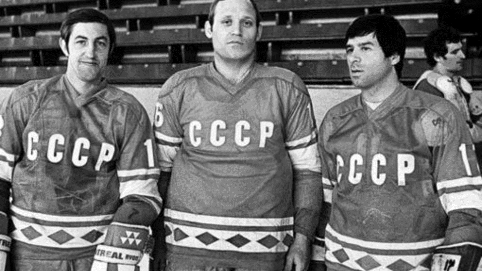 Играть за страну, а не ради денег