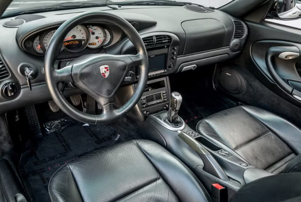 Салон Porsche 911 (996)