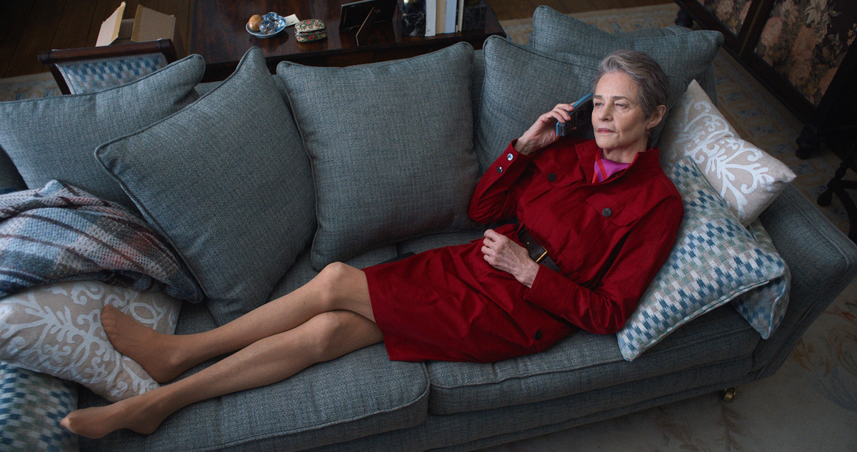 Кадр из фильма «Отец мать сестра брат»