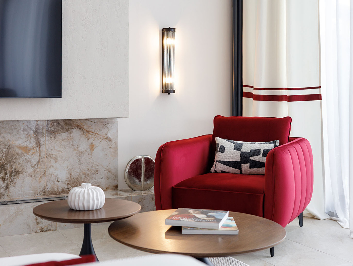 Дом для продажи, спроектирован/построен для Open Village компанией PRO DSK. Дизайнер Ирина Кривцова, комплектация и стейджинг Ryabchuk Staging. Фото Н. Добудько.