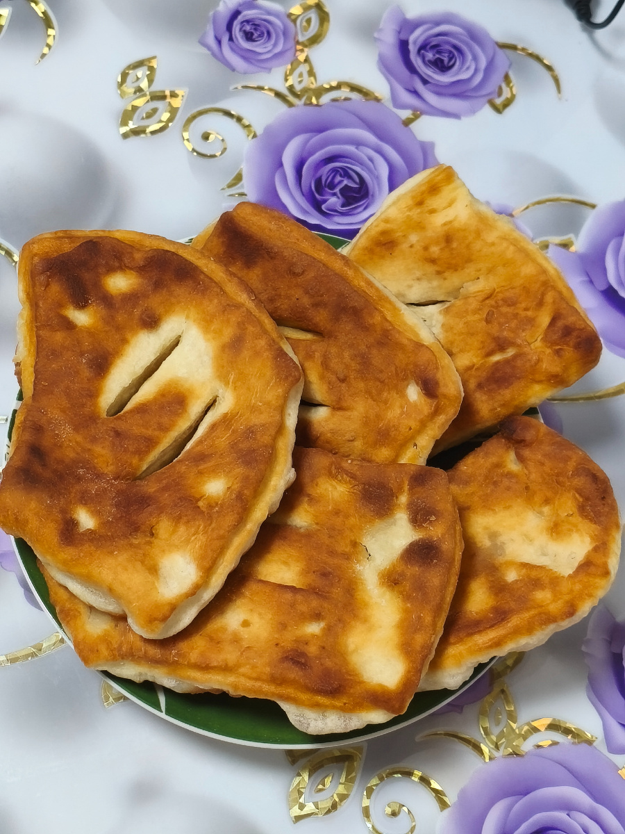 Лепёшечки.)))