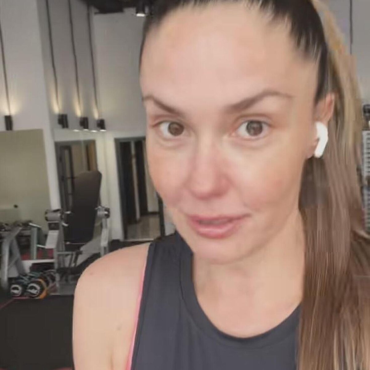    Агата Муцениеце Соцсети