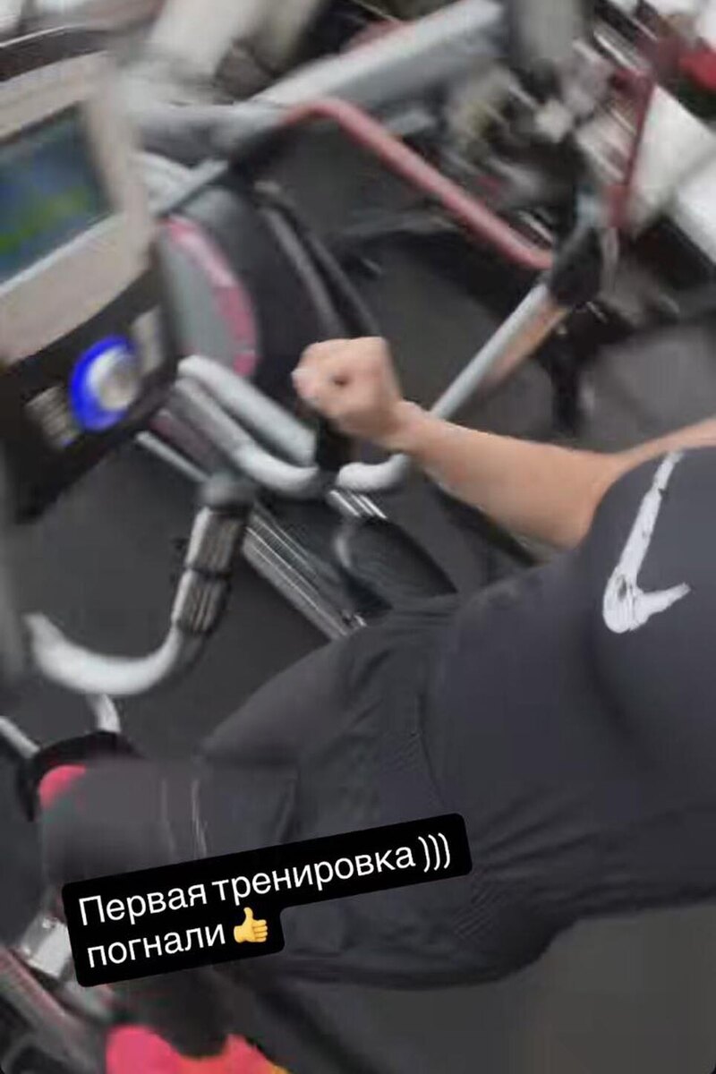    Агата Муцениеце Соцсети