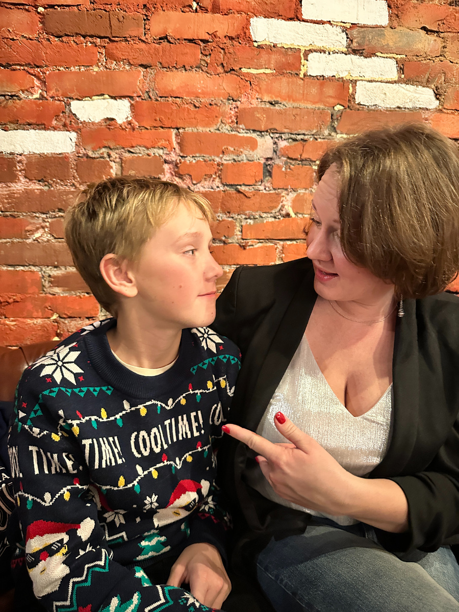 Мы с тобой одним ростом - ты и я :)) Ну почти.