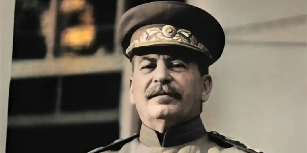 Экономист Кульбака оценил идею создать вузовский учебник по экономике на базе трудов Сталина