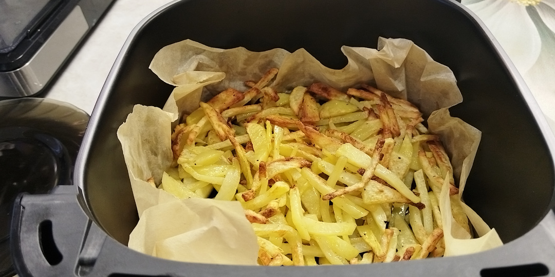 Рецепт приготовления картофеля фри в аэрогриле.