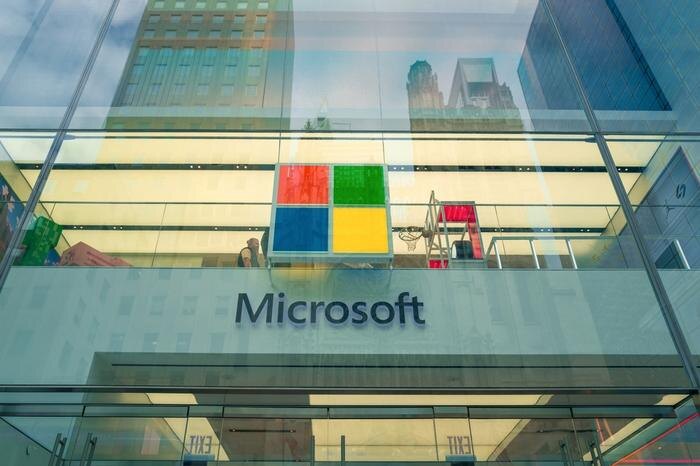 Обложка © Shutterstock / FOTODOM / Maglara