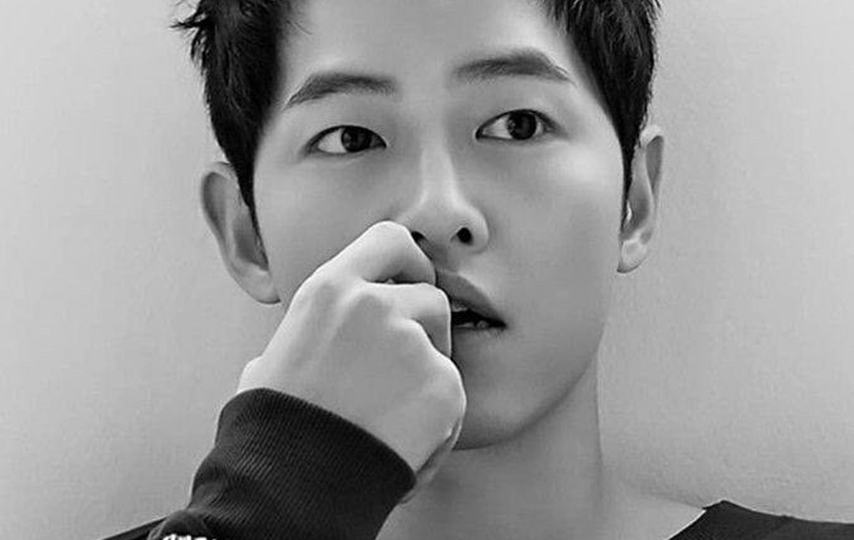 КРАСИВЫЙ, ЗНАМЕНИТЫЙ И... ОЧЕНЬ БОГАТЫЙ: кто возглавил список Forbes среди АКТЁРОВ ДОРАМ? 🥇