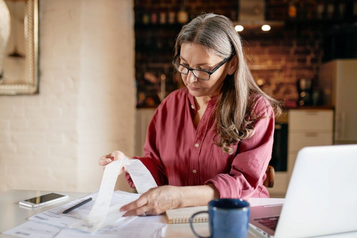 Крайний срок оплаты ЖКУ сдвигается. Платить за квартиру, свет, воду и отопление можно будет до 15 числа. Источник: Freepik📷
