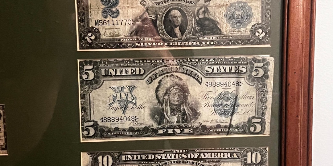 Я приобрёл это на блошином рынке всего за 10 долларов