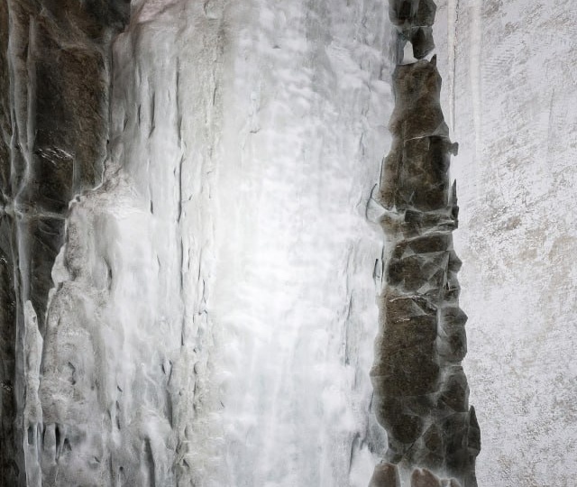 МОСКВА УТОНУЛА В СНЕГУ — а мы предусмотрели свою снежную бурю в Сочи