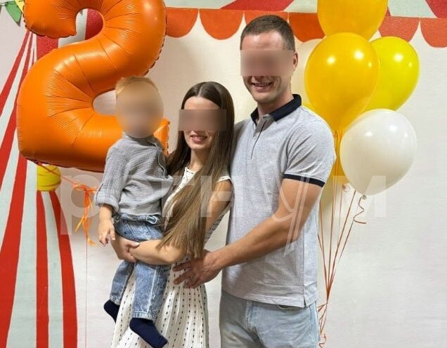    Ирина, Сергей и младший брат Кирюши / Источник: Социальные сети